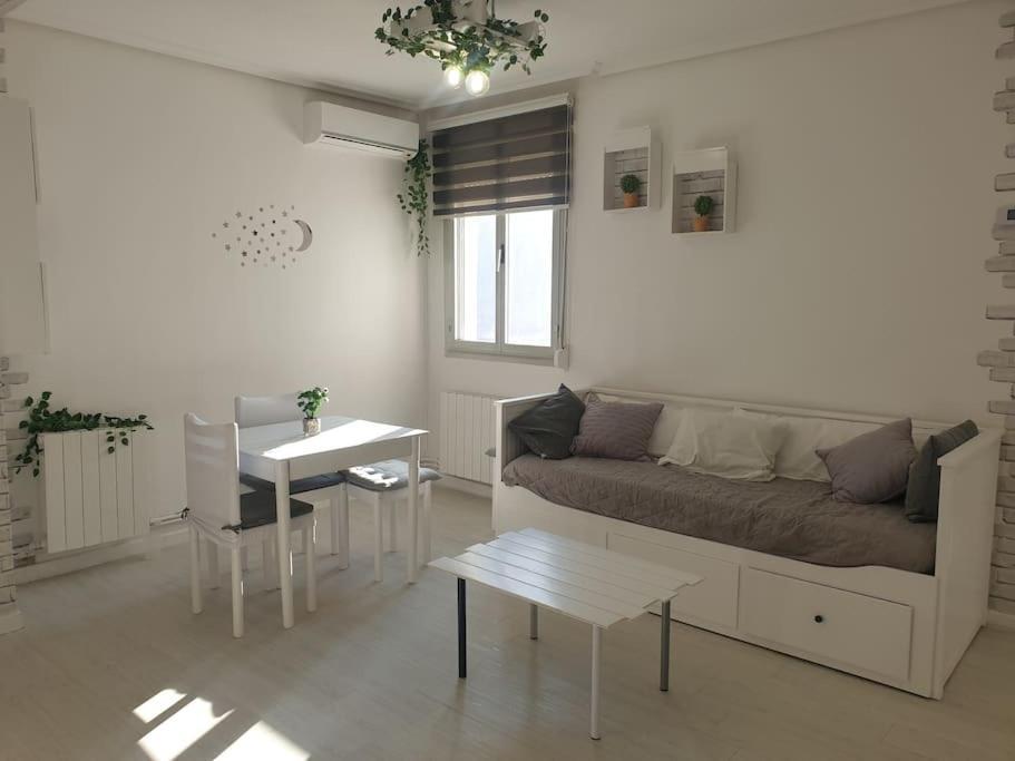 Apartamento Eguzkilore. โลโกรโญ ภายนอก รูปภาพ