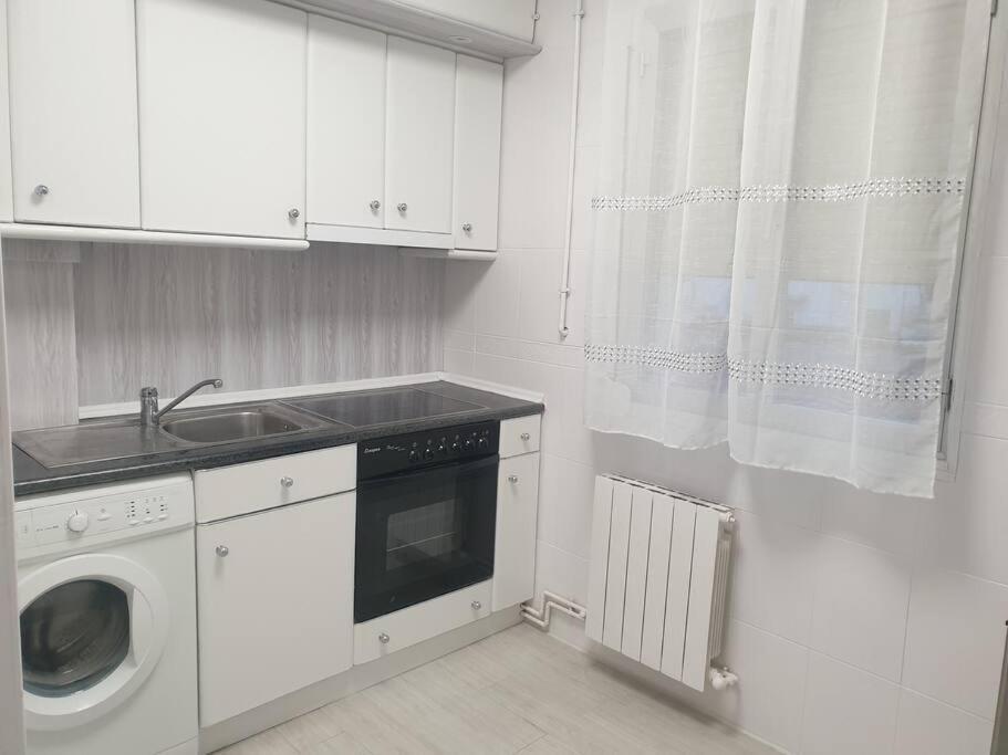 Apartamento Eguzkilore. โลโกรโญ ภายนอก รูปภาพ